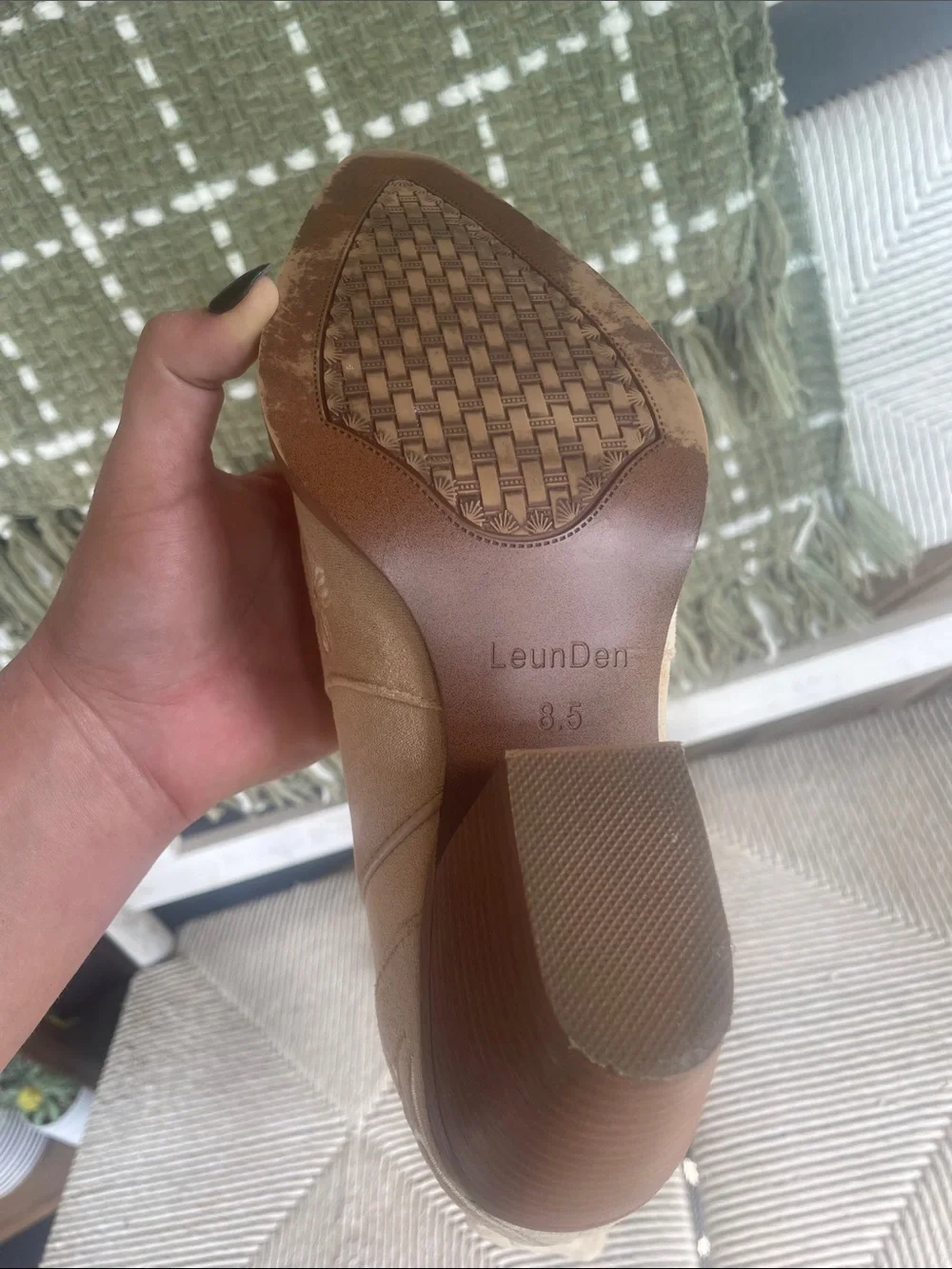 LeunDen stylish over